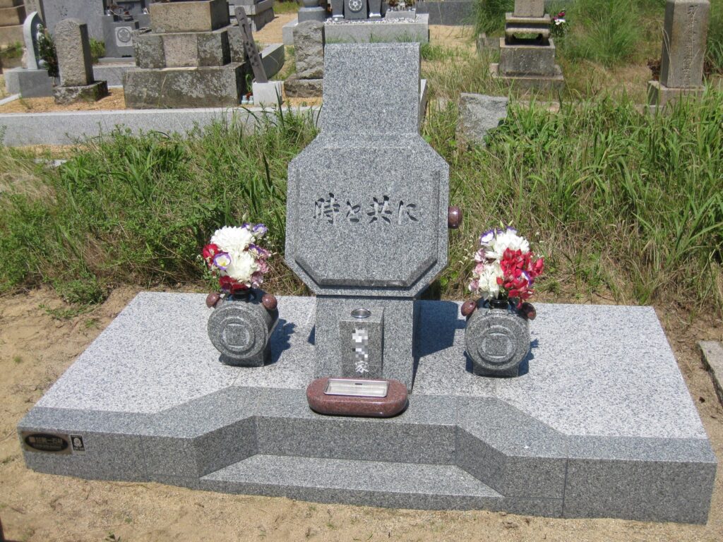 【デザイン墓石】アーバングレー+G623+ニューインペリアルレッド